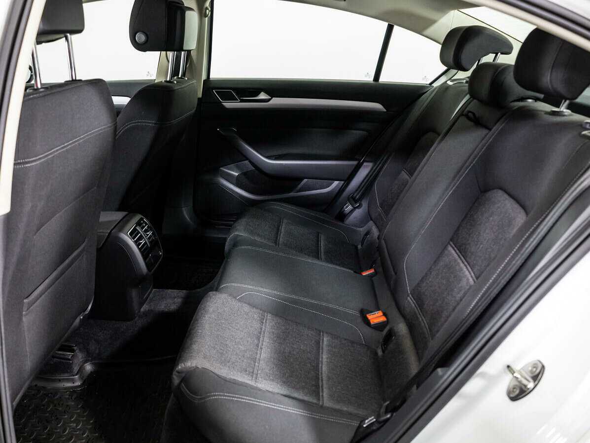 Купить Volkswagen Passat, 2016, 78 853 км.. Фото: #7