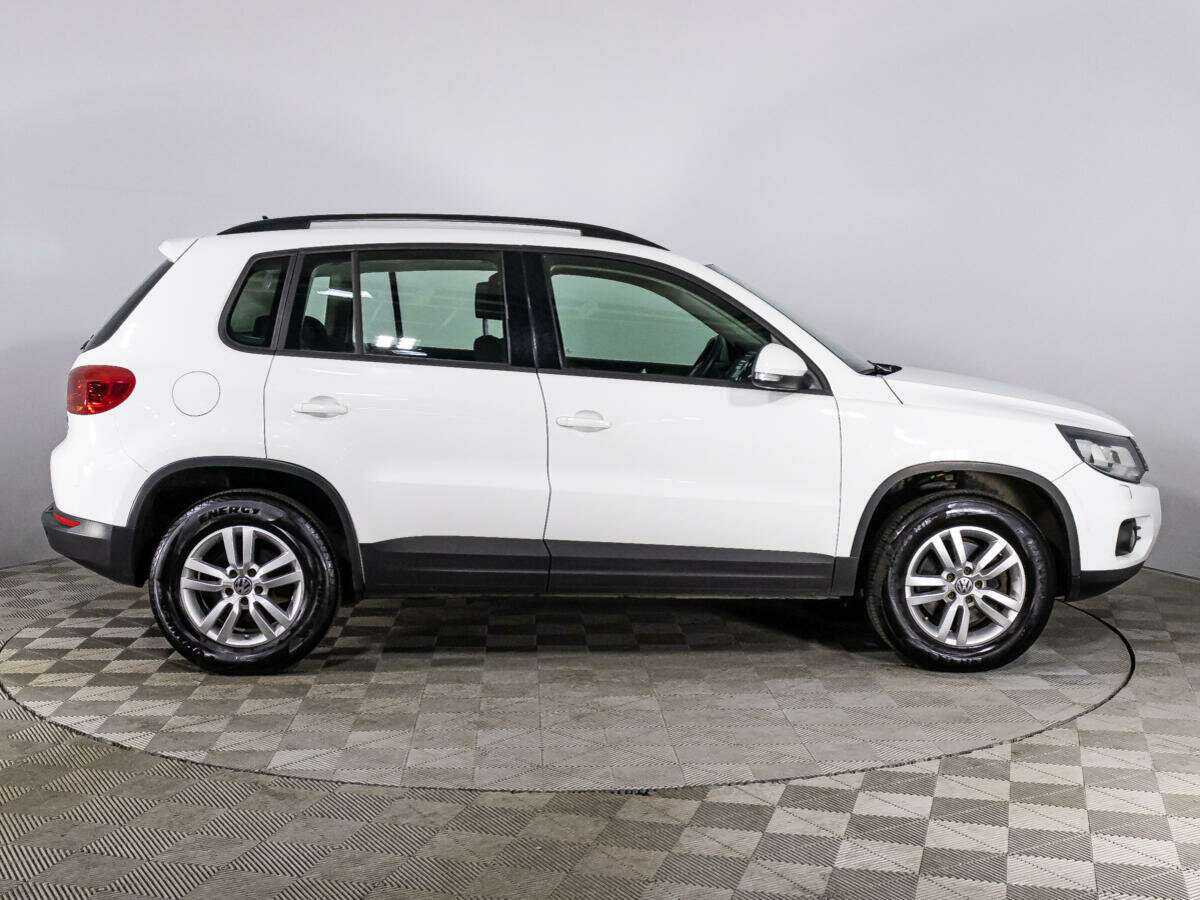 Купить Volkswagen Tiguan, 2015, 119 633 км.. Фото: #3