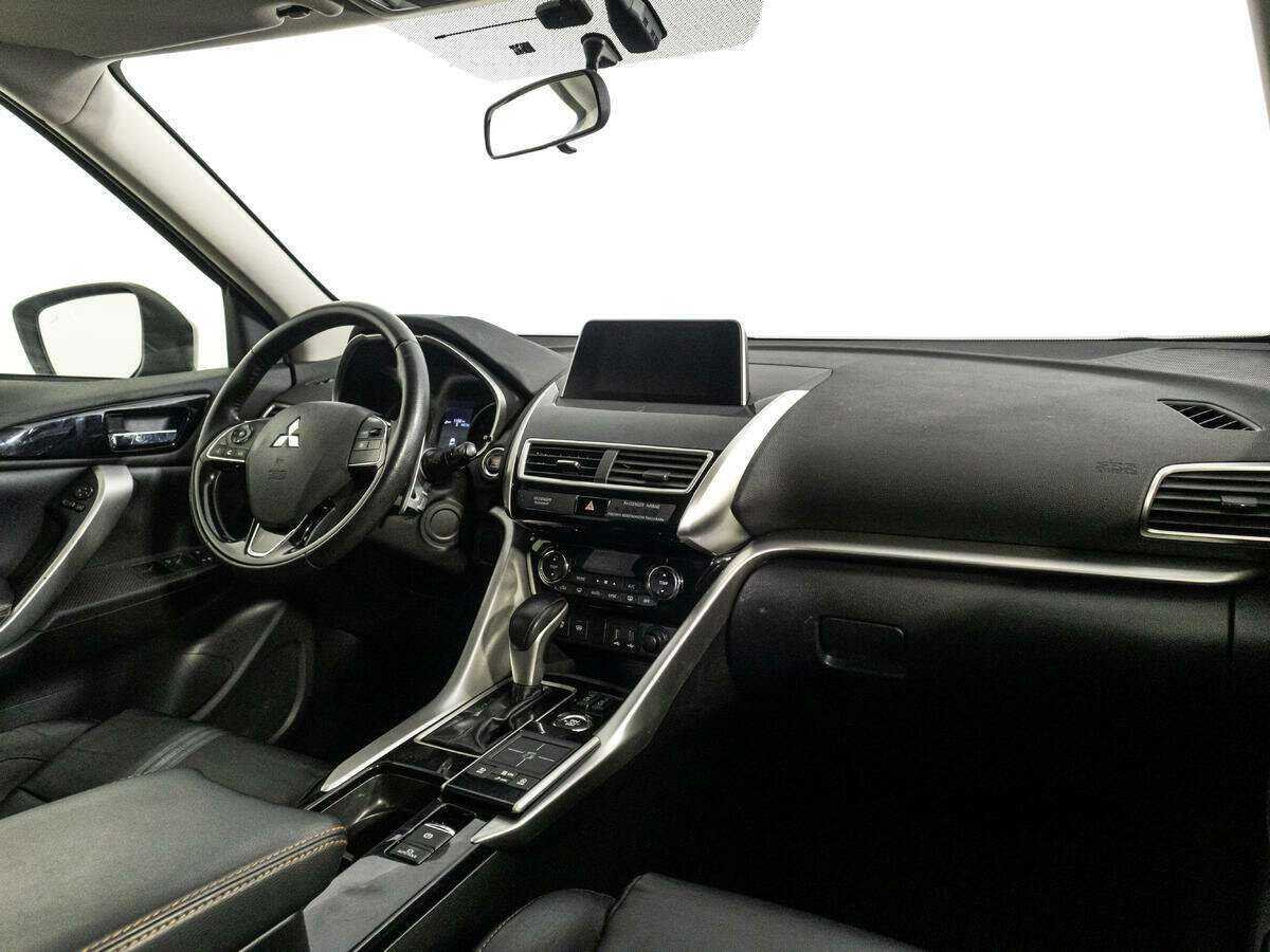 Купить Mitsubishi Eclipse Cross, 2018, 120 745 км.. Фото: #8