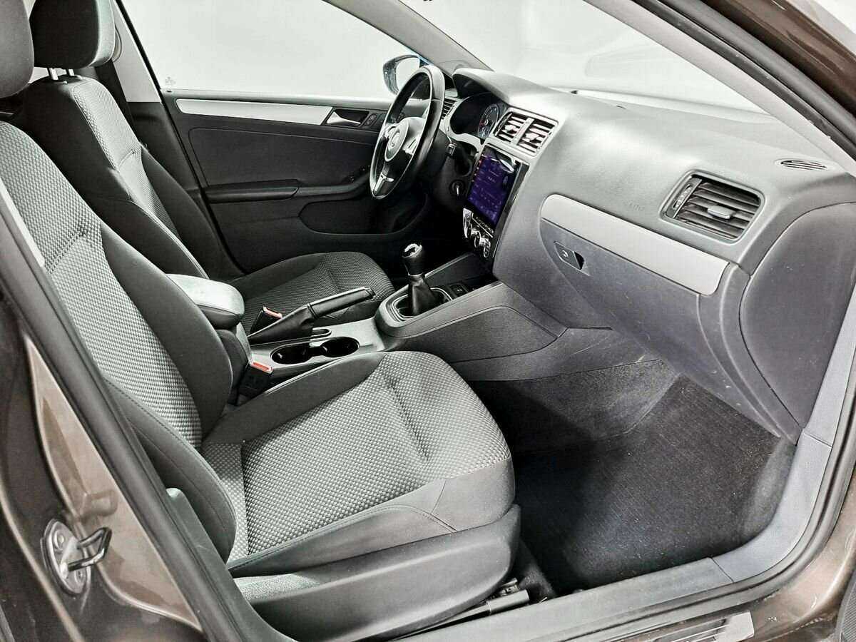 Купить Volkswagen Jetta, 2013, 108 256 км.. Фото: #8