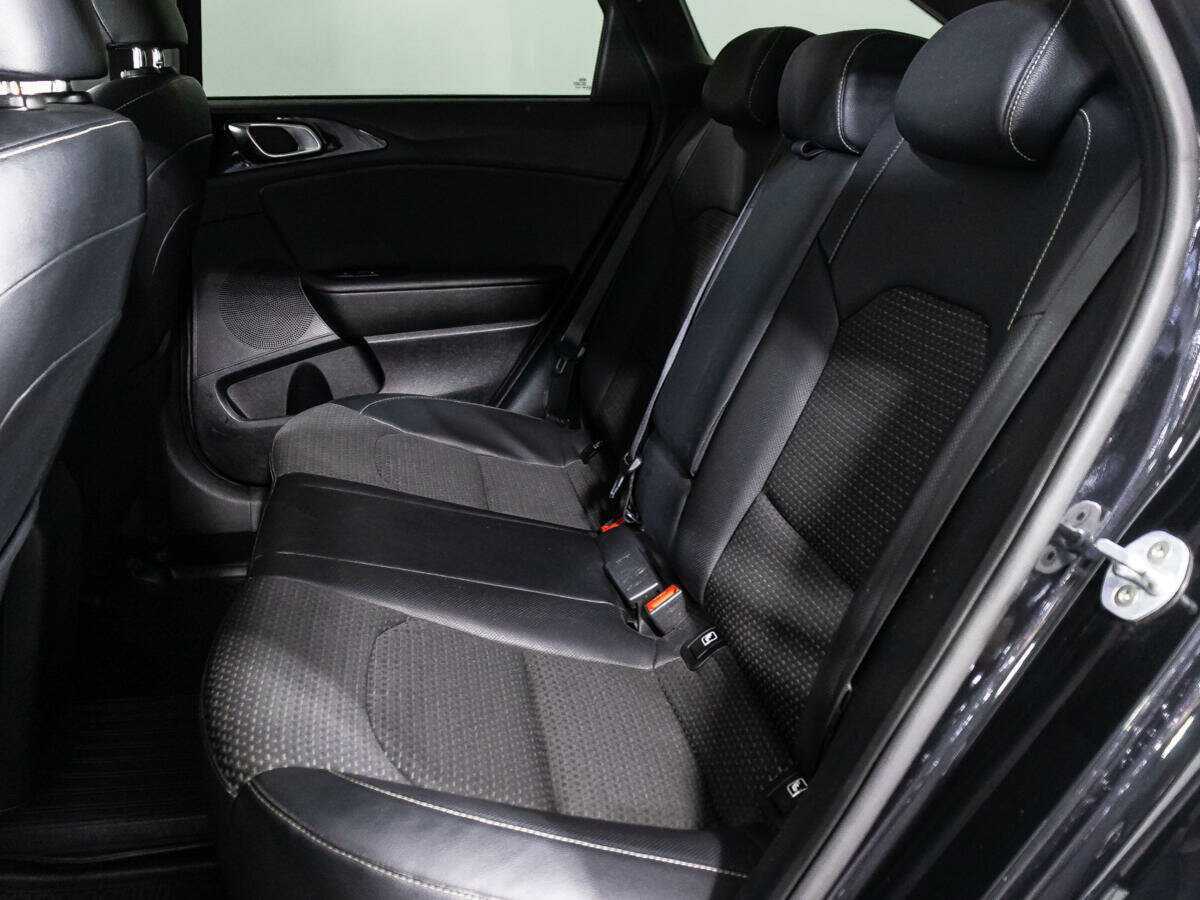 Купить Kia Ceed, 2019, 116 000 км.. Фото: #9