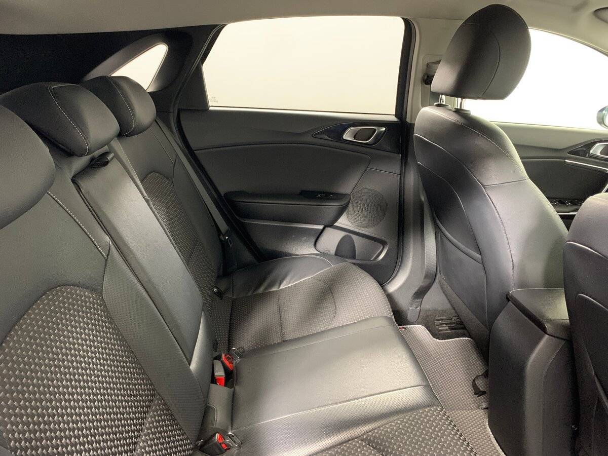 Купить Kia Ceed, 2019, 154 193 км.. Фото: #16