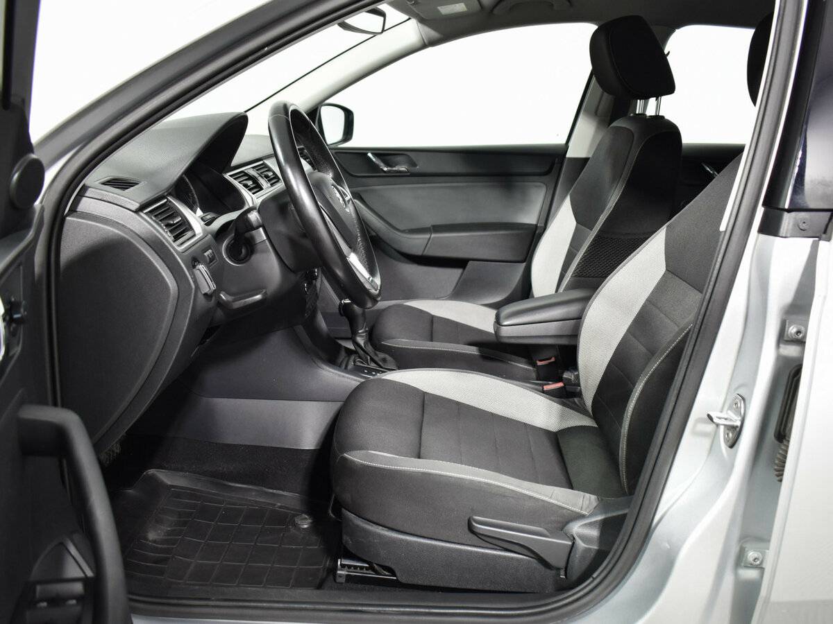 Купить Skoda Rapid, 2017, 182 927 км.. Фото: #9