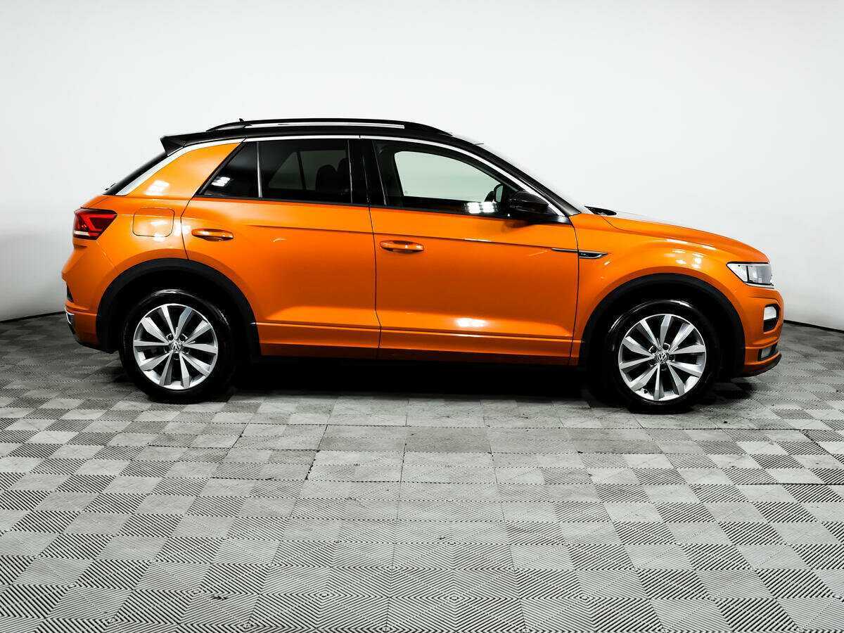 Купить Volkswagen T-Roc, 2018, 94 096 км.. Фото: #3