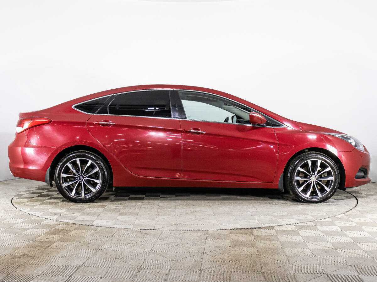 Купить Hyundai i40, 2015, 101 775 км.. Фото: #3