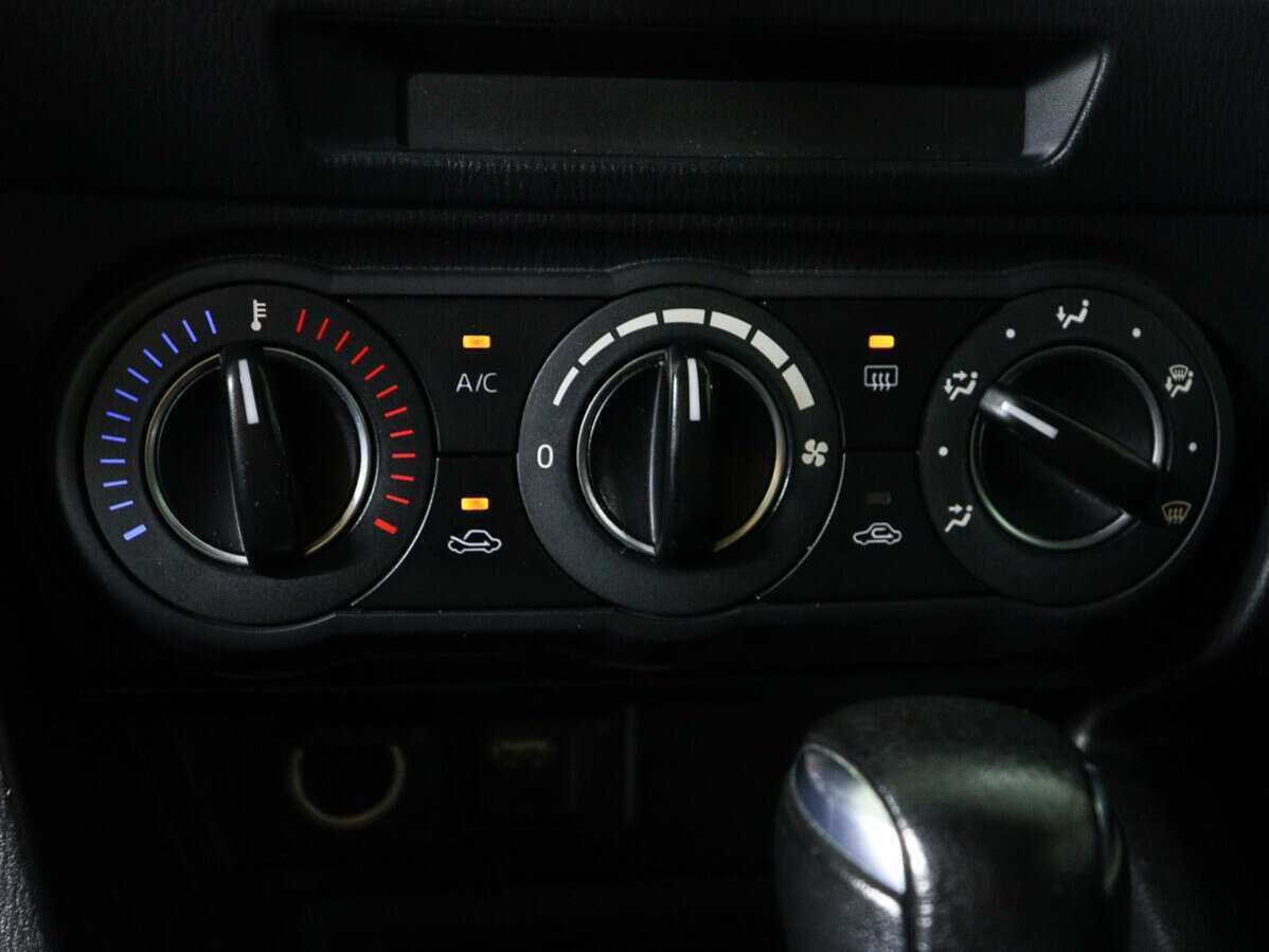 Купить Mazda 3, 2014, 131 627 км.. Фото: #8