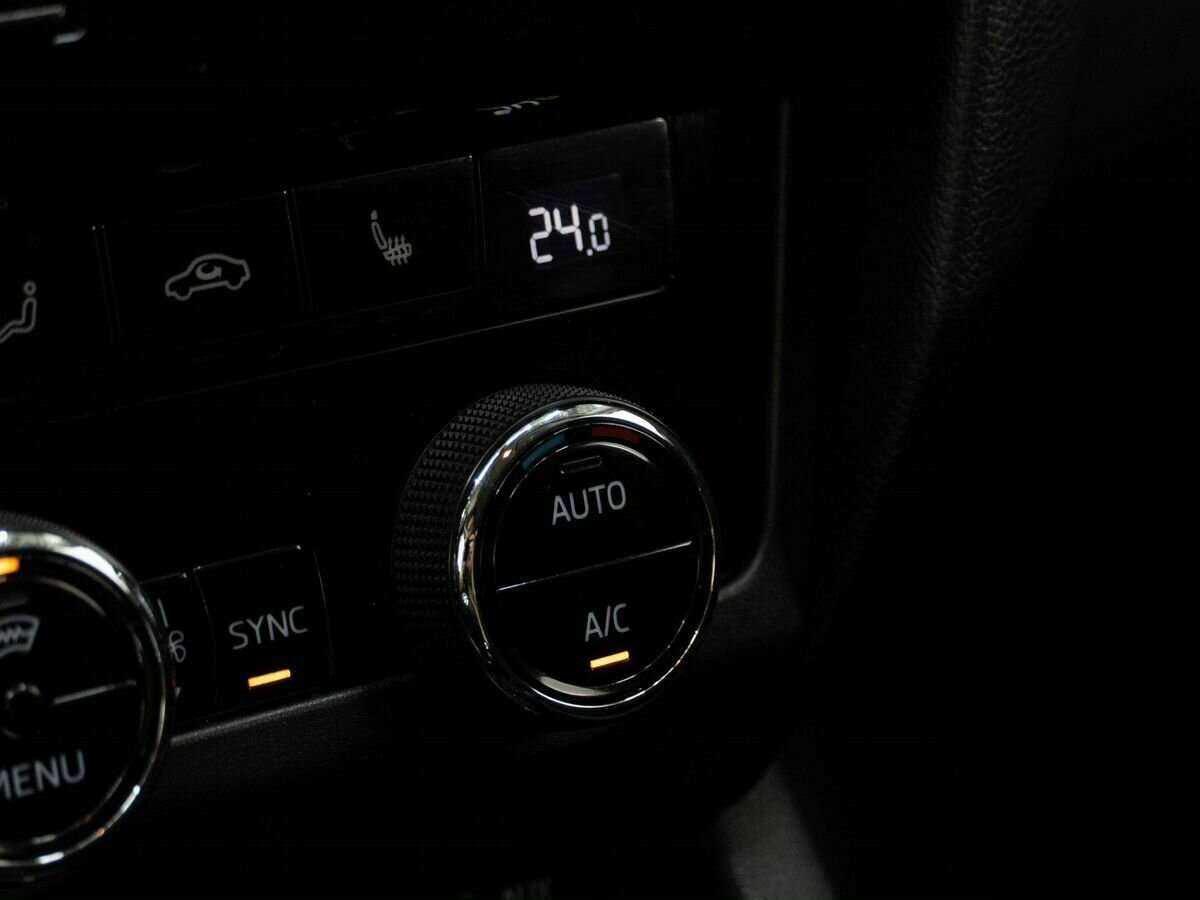 Купить Skoda Octavia, 2017, 175 299 км.. Фото: #17