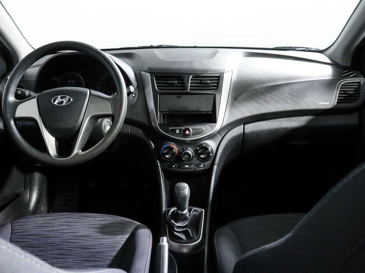Купить Hyundai Solaris, 2016, 5 850 км.. Фото: #9
