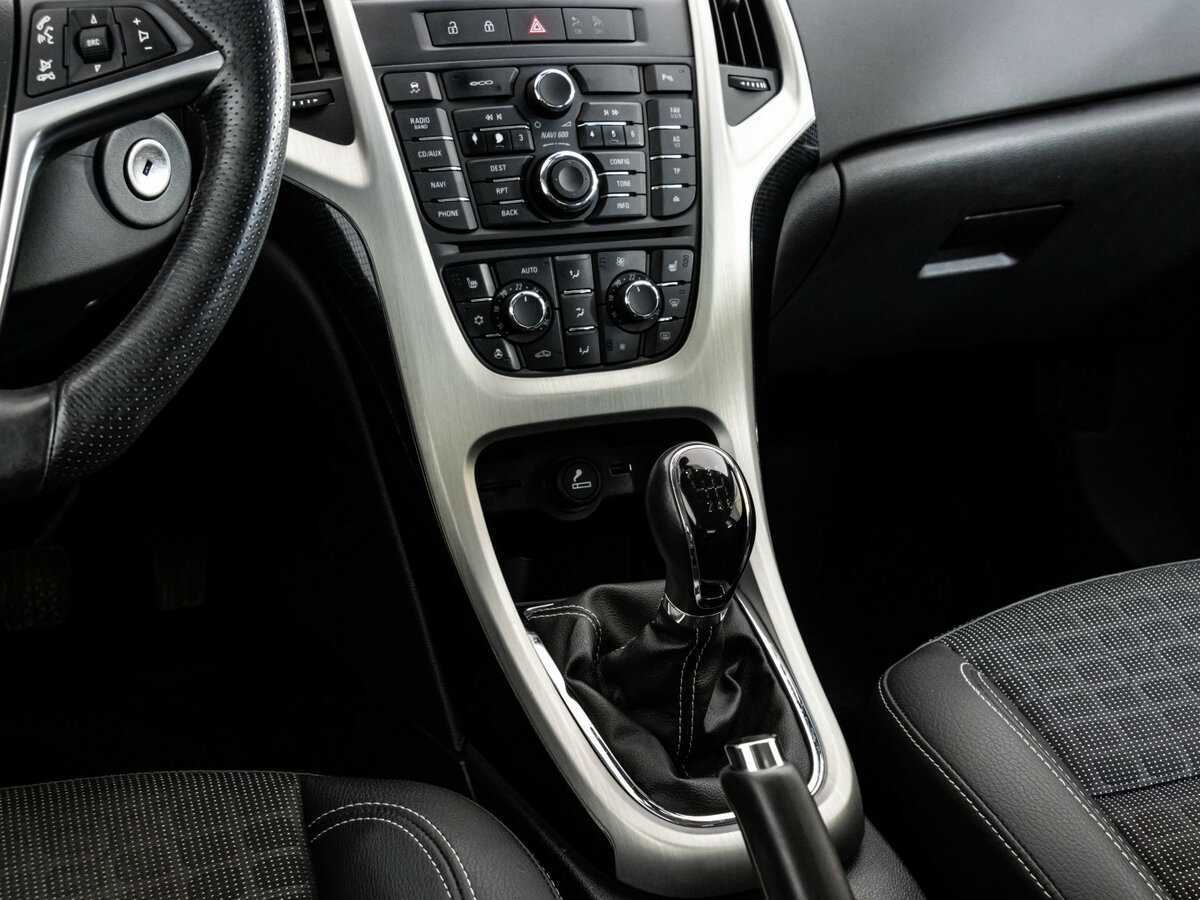 Купить Opel Astra, 2012, 59 096 км.. Фото: #10