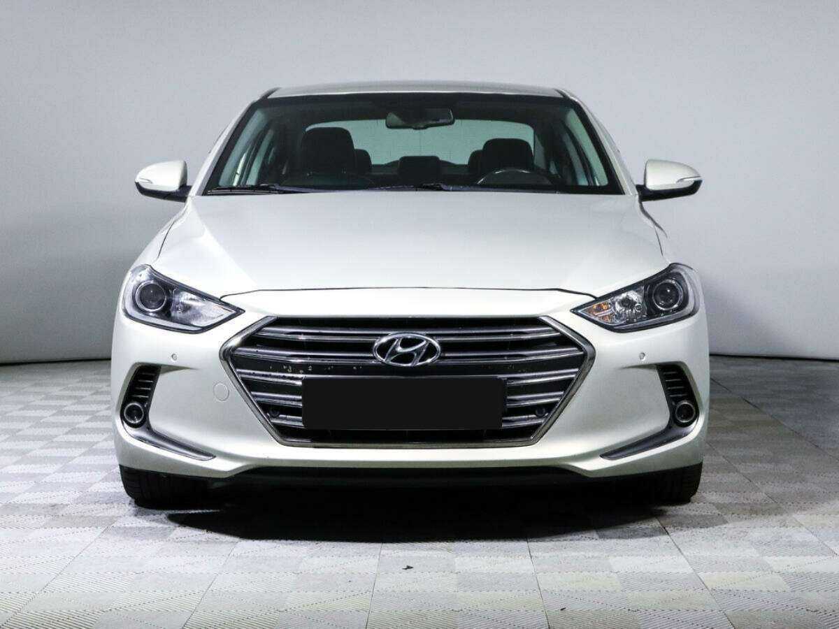 Купить Hyundai Elantra, 2018, 128 900 км.. Фото: #1