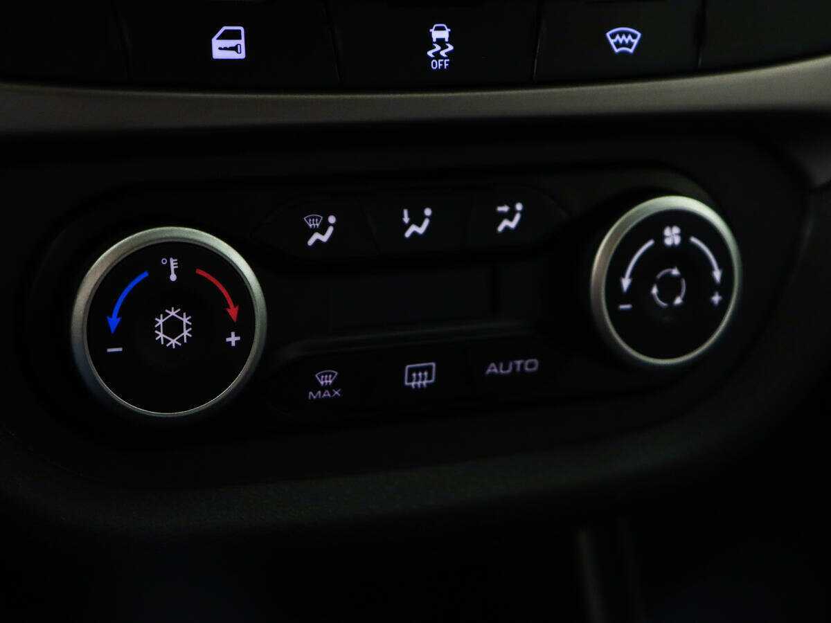 Купить Lada (ВАЗ) Vesta, 2019, 69 328 км.. Фото: #12