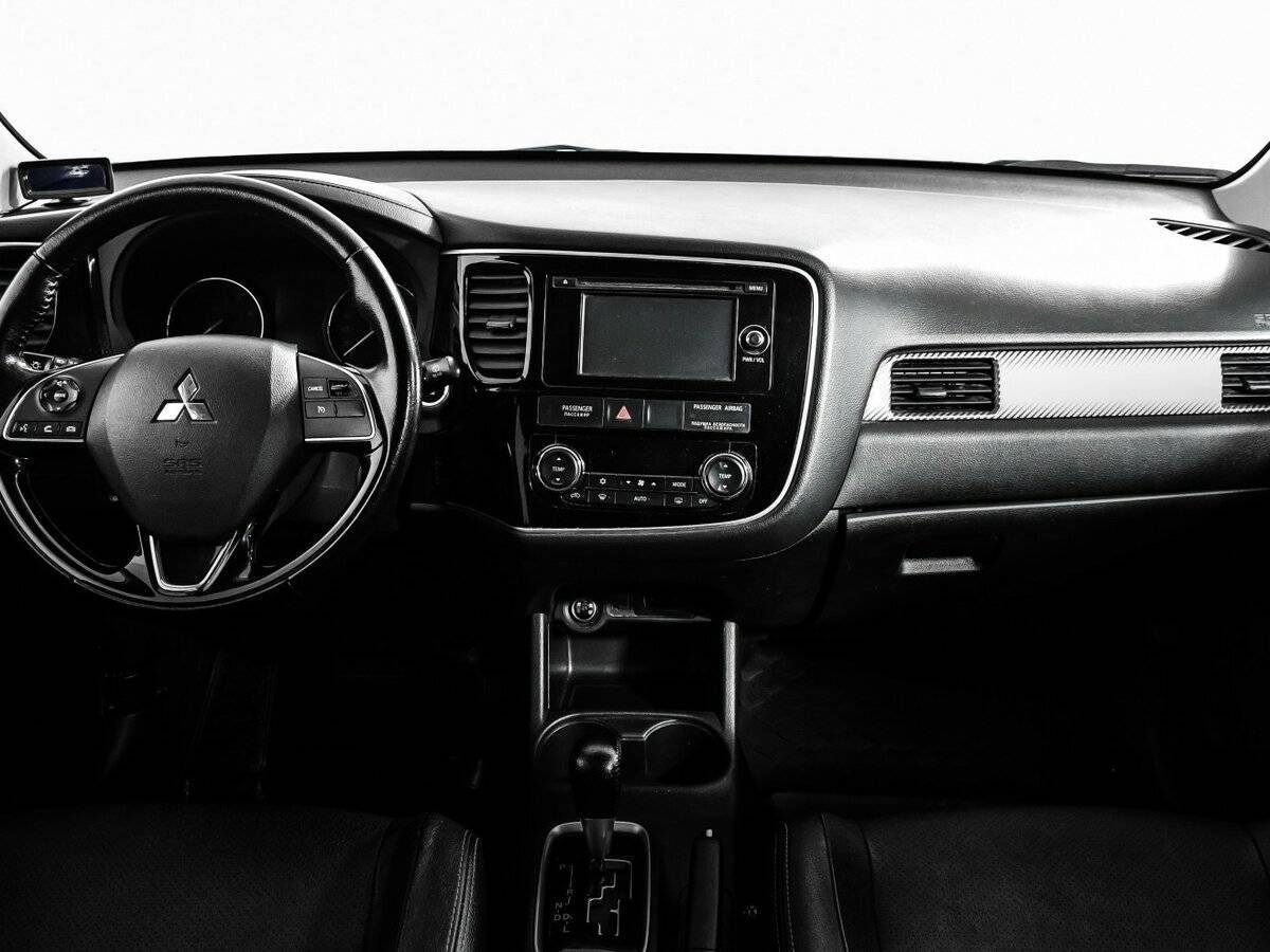 Купить Mitsubishi Outlander, 2015, 181 497 км.. Фото: #10