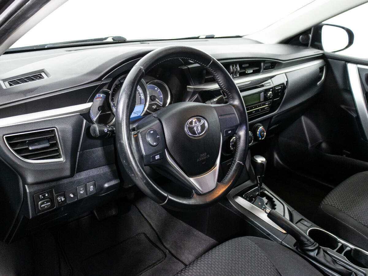 Купить Toyota Corolla, 2013, 95 999 км.. Фото: #10