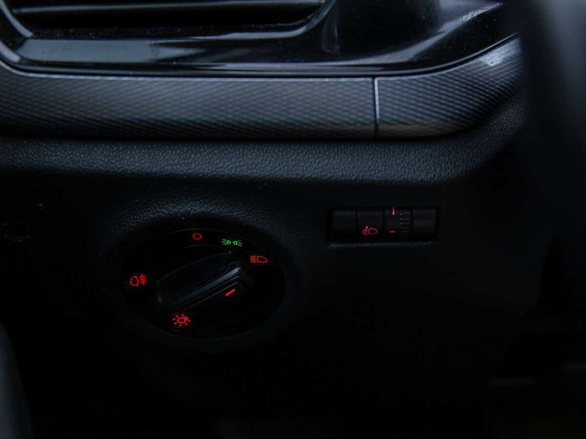 Купить Volkswagen Polo, 2020, 115 290 км.. Фото: #9