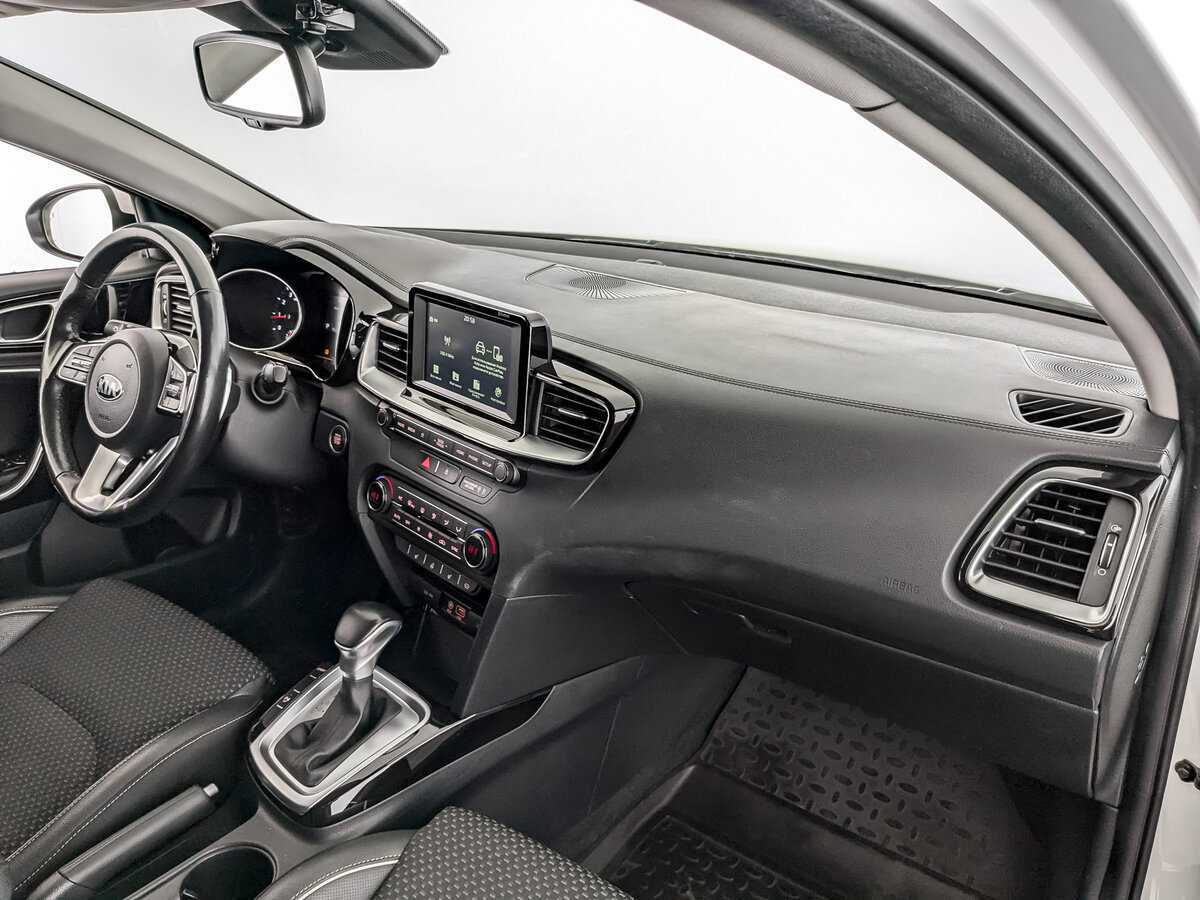 Купить Kia Ceed, 2020, 103 427 км.. Фото: #10