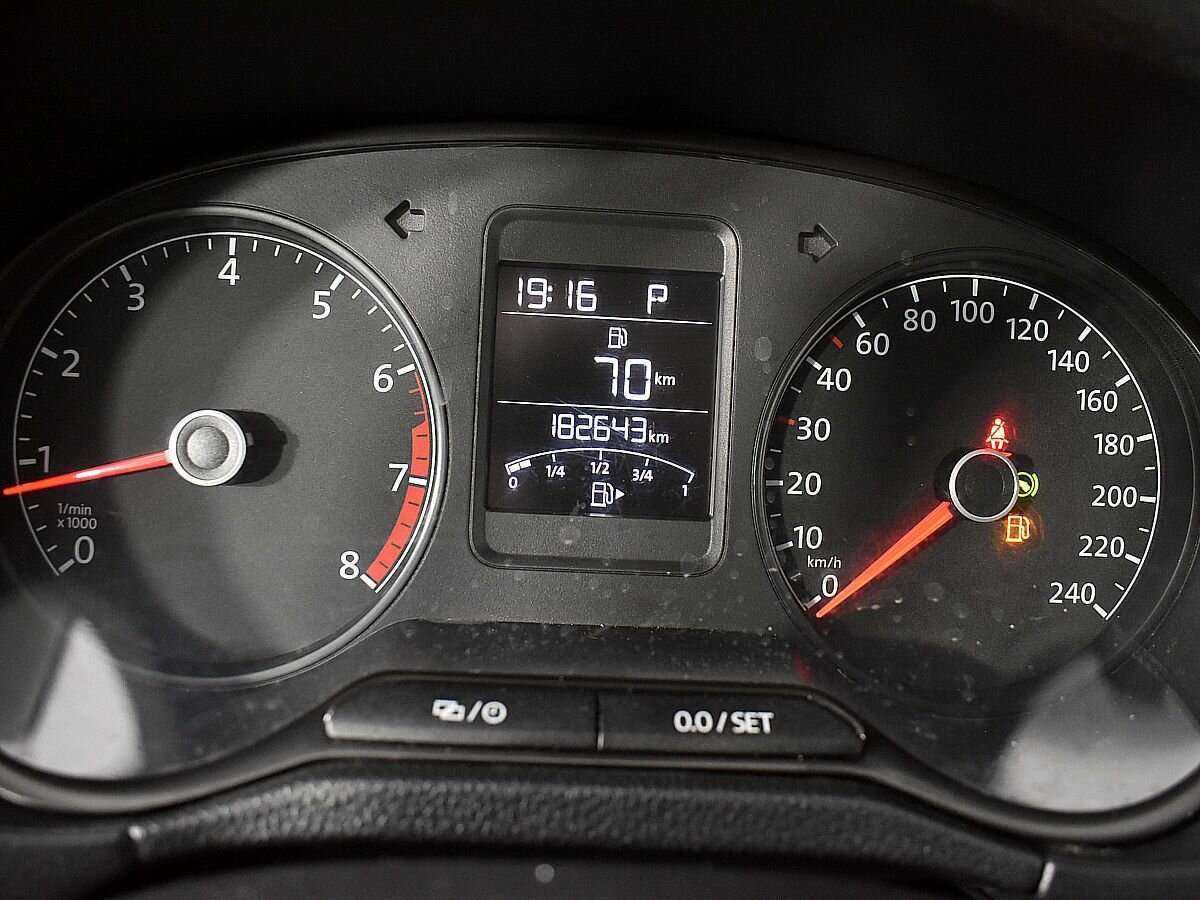 Купить Volkswagen Polo, 2014, 182 640 км.. Фото: #9