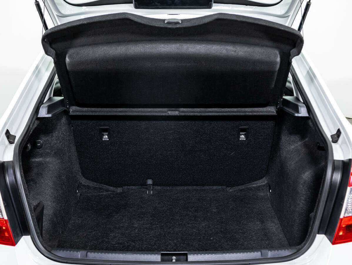 Купить Skoda Rapid, 2017, 81 872 км.. Фото: #12