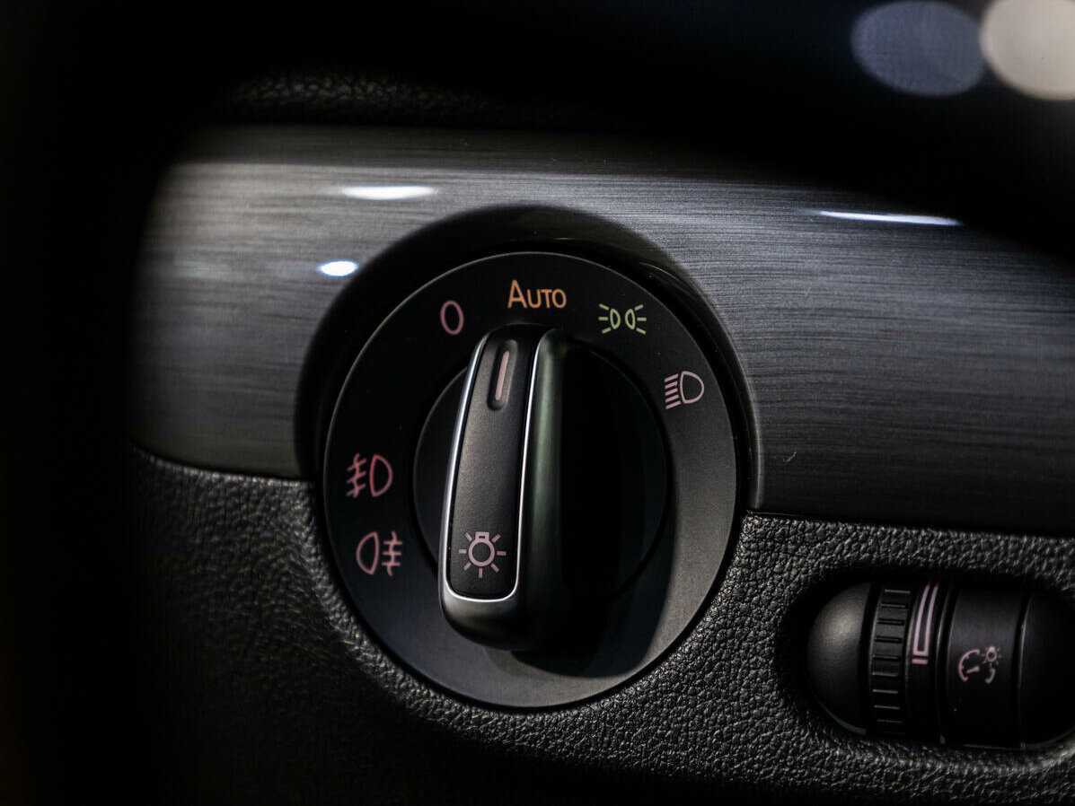 Купить Volkswagen Jetta, 2016, 119 856 км.. Фото: #13