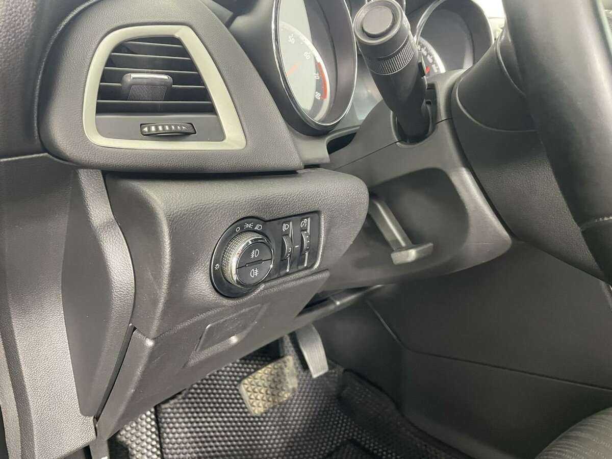 Купить Opel Astra, 2012, 173 688 км.. Фото: #8