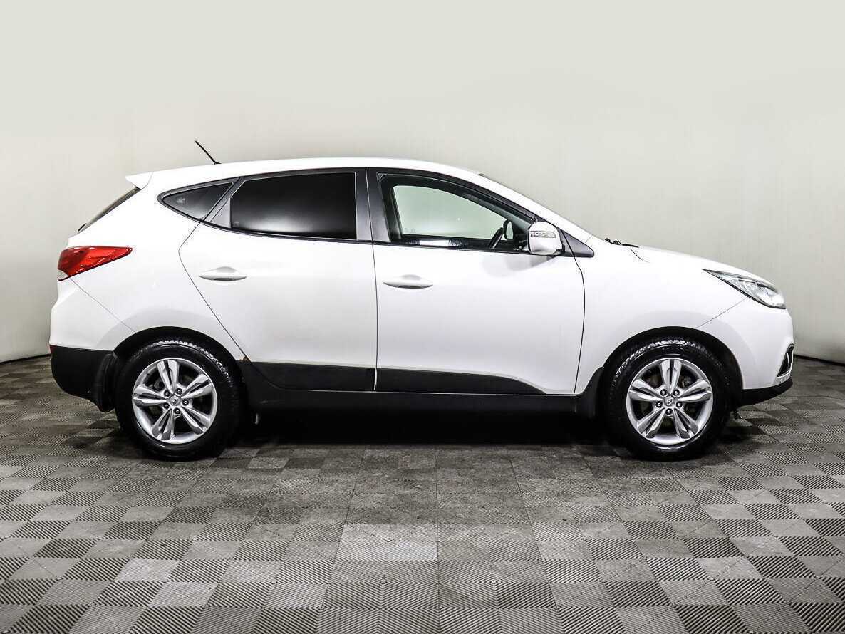 Купить Hyundai ix35, 2012, 139 964 км.. Фото: #2