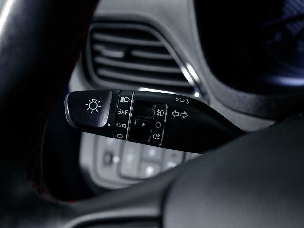 Купить Hyundai Solaris, 2020, 72 142 км.. Фото: #18