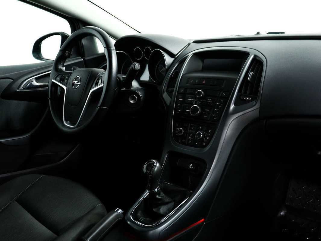Купить Opel Astra, 2012, 109 000 км.. Фото: #8