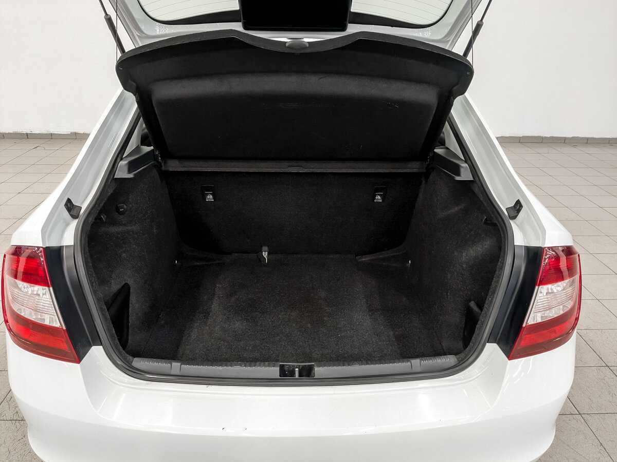 Купить Skoda Rapid, 2017, 240 992 км.. Фото: #9