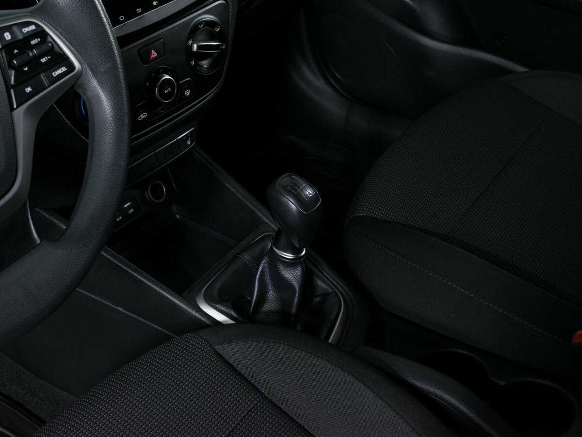 Купить Hyundai Solaris, 2018, 215 808 км.. Фото: #12