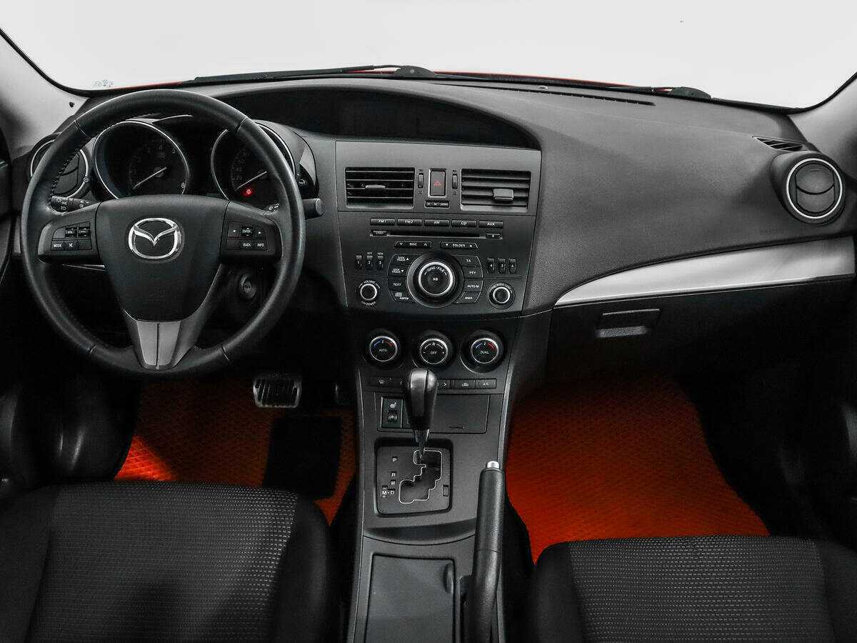 Купить Mazda 3, 2012, 105 799 км.. Фото: #11