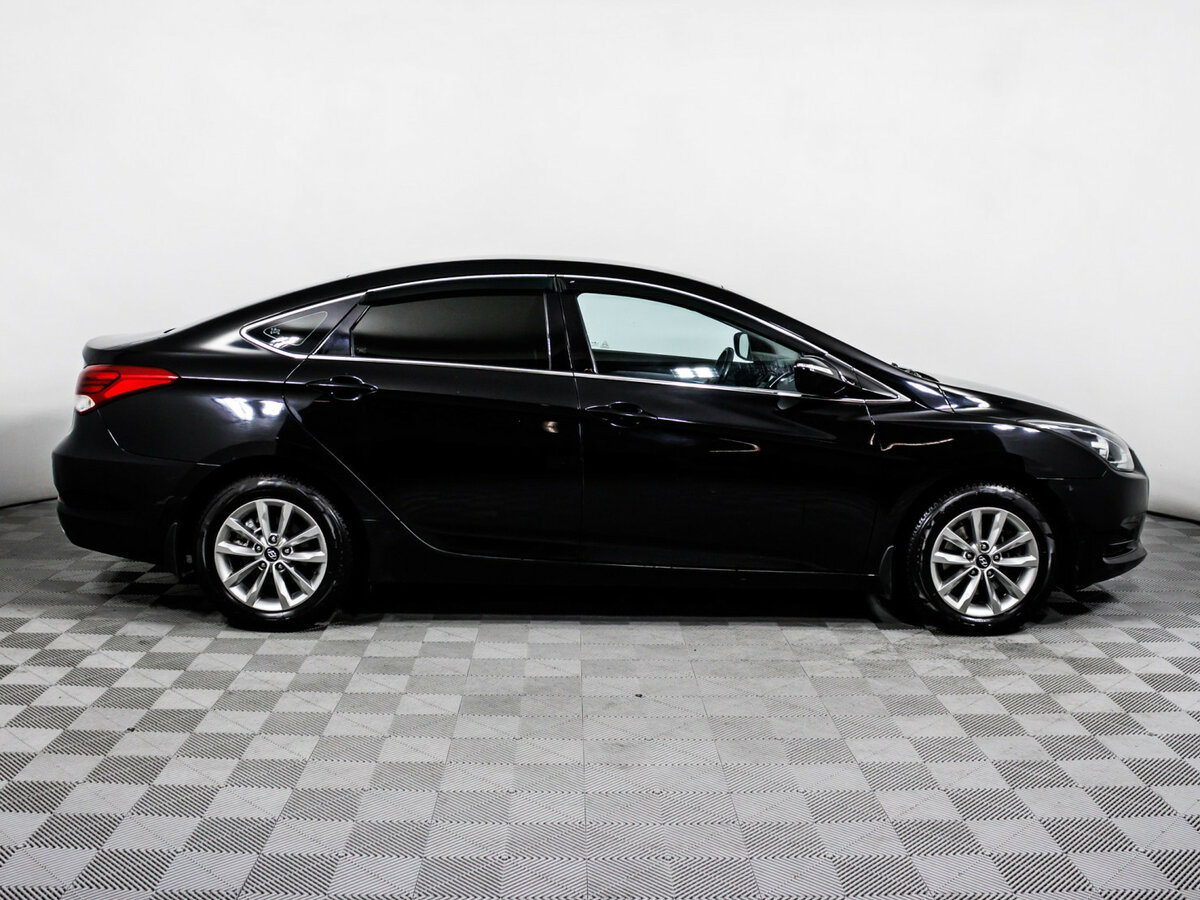 Купить Hyundai i40, 2015, 111 802 км.. Фото: #3