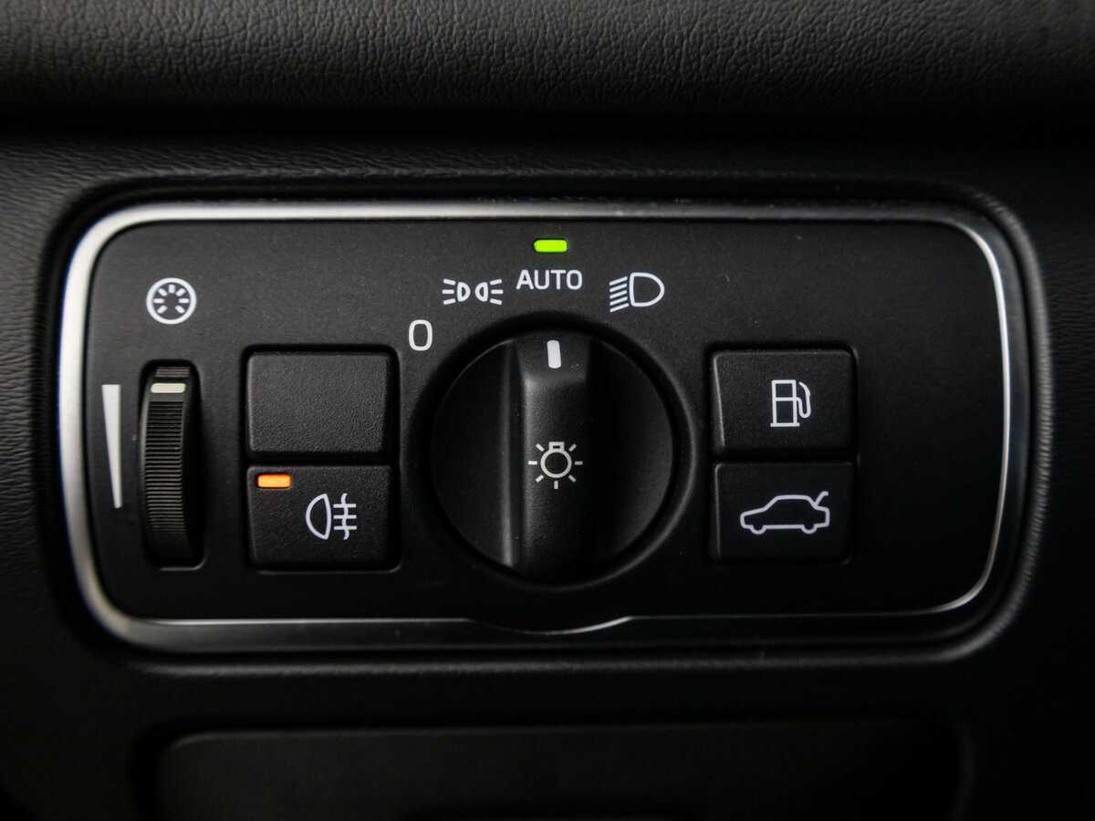 Купить Volvo XC60, 2014, 199 711 км.. Фото: #20