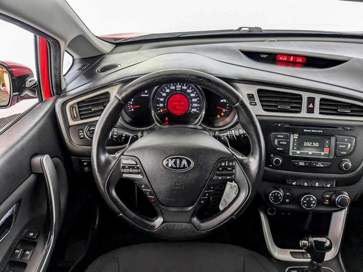 Купить Kia Ceed, 2014, 196 785 км.. Фото: #19