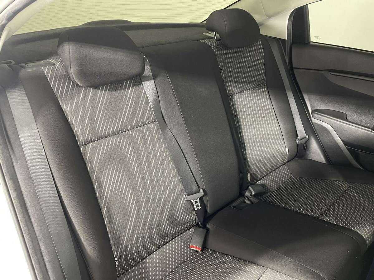 Купить Kia Rio, 2018, 65 741 км.. Фото: #14