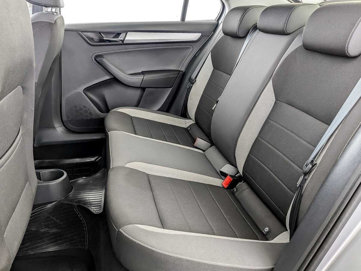 Купить Skoda Rapid, 2018, 111 290 км.. Фото: #9