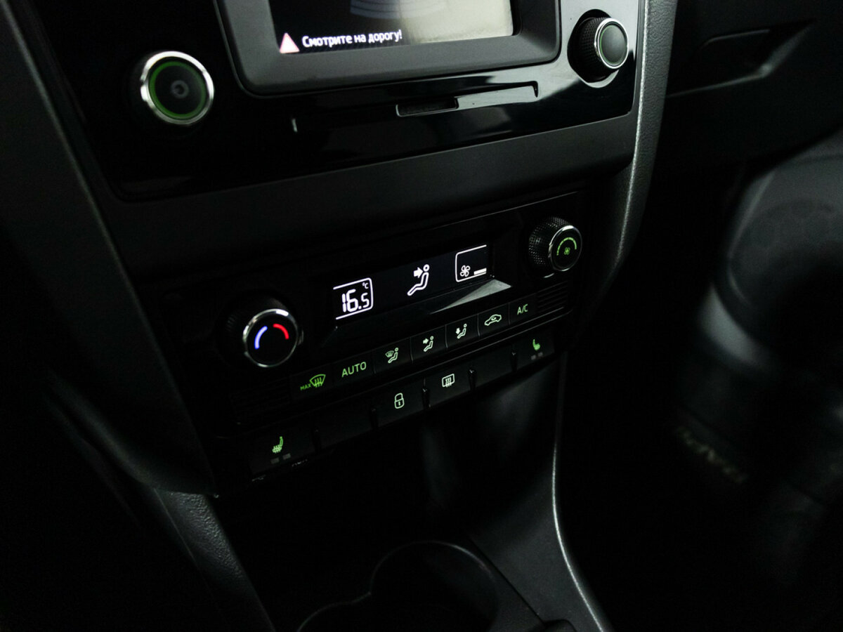 Купить Skoda Rapid, 2016, 81 001 км.. Фото: #15