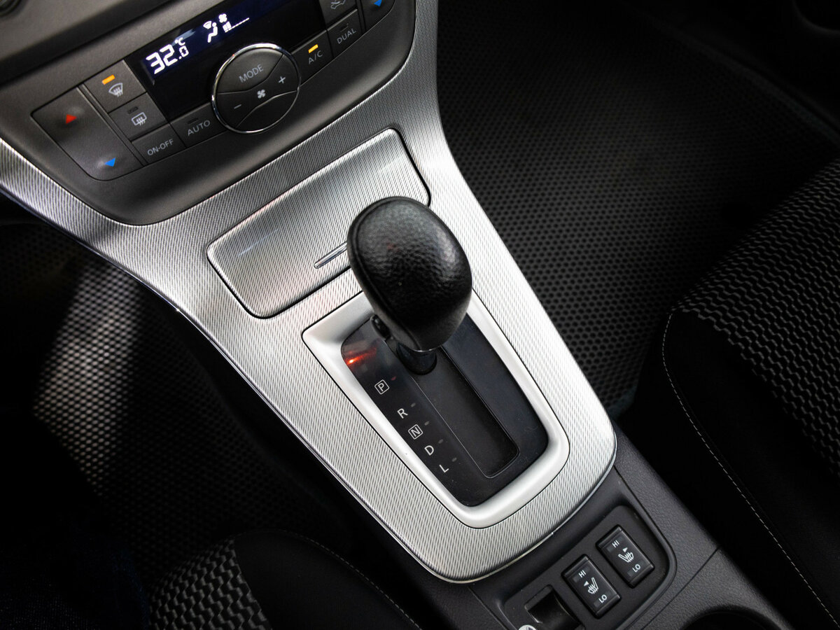 Купить Nissan Tiida, 2015, 122 139 км.. Фото: #12