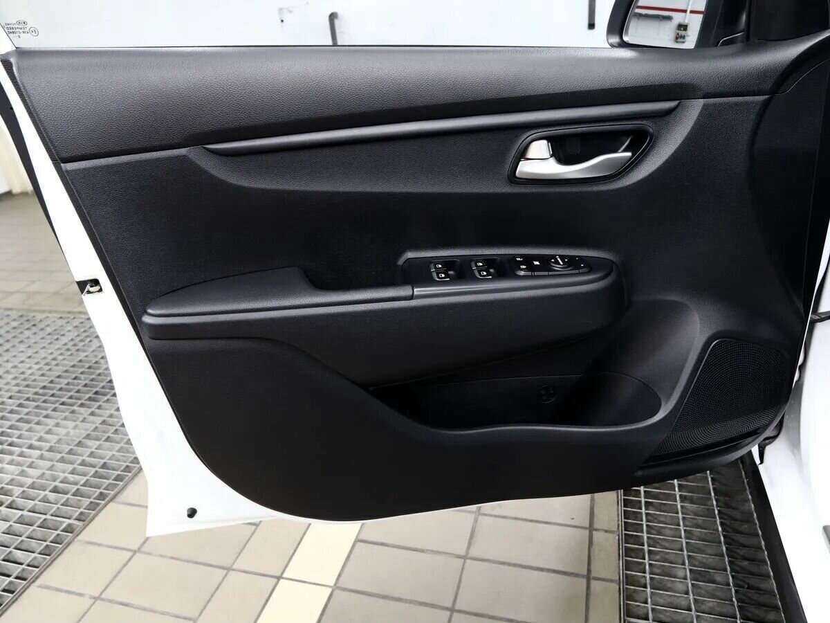 Купить Kia Rio, 2018, 47 000 км.. Фото: #14