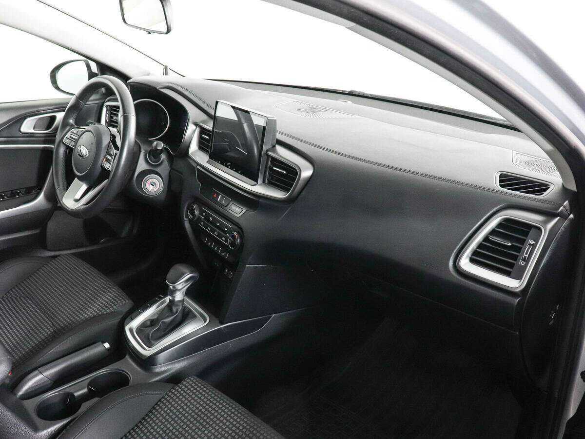 Купить Kia Ceed, 2019, 44 122 км.. Фото: #8