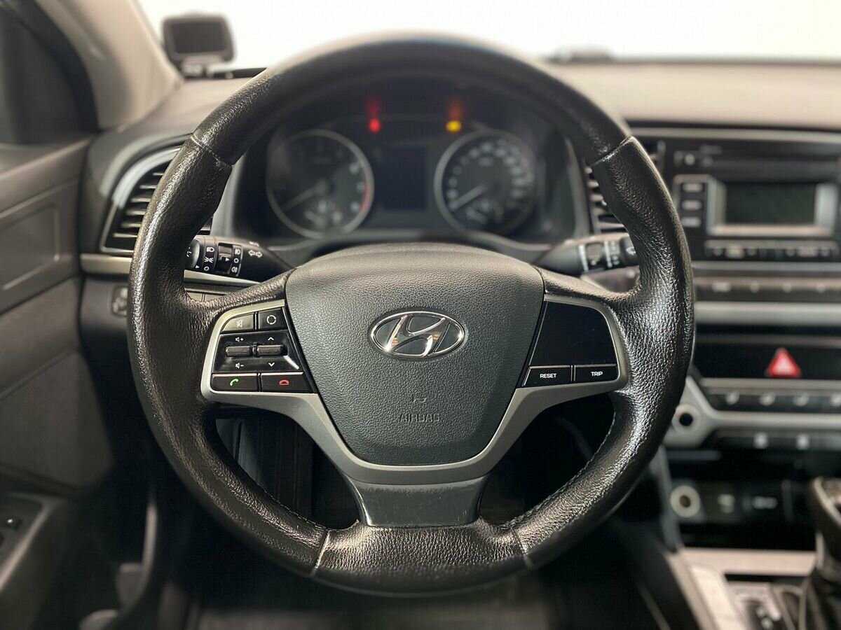 Купить Hyundai Elantra, 2017, 190 122 км.. Фото: #11