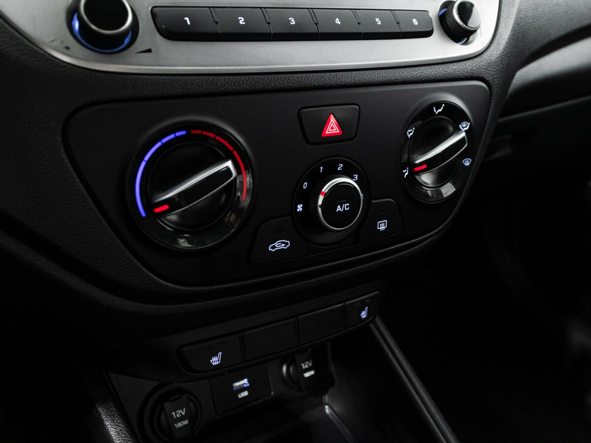 Купить Hyundai Solaris, 2020, 164 609 км.. Фото: #13