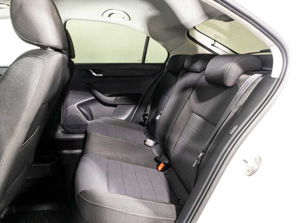 Купить Skoda Rapid, 2015, 169 102 км.. Фото: #9