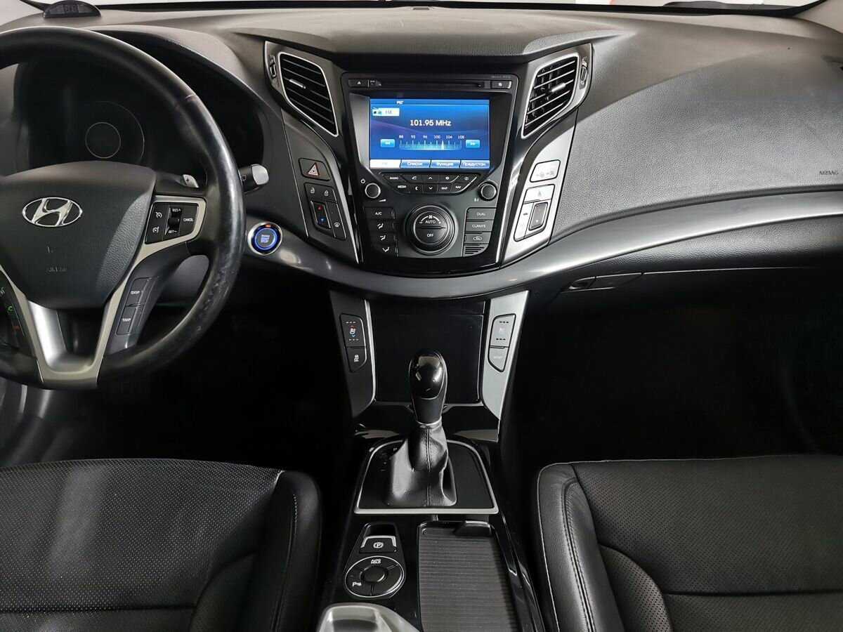 Купить Hyundai i40, 2013, 199 194 км.. Фото: #10