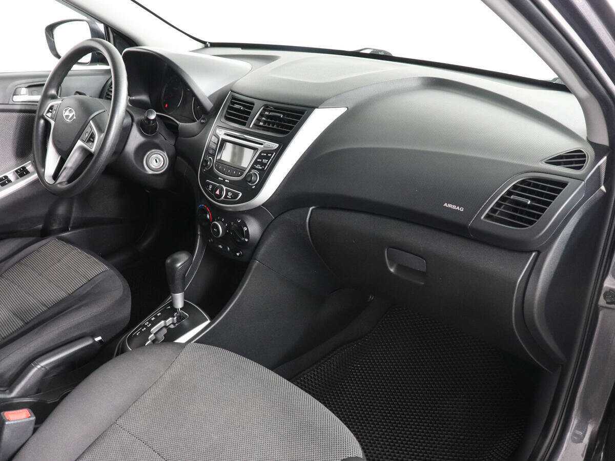 Купить Hyundai Solaris, 2013, 115 411 км.. Фото: #9