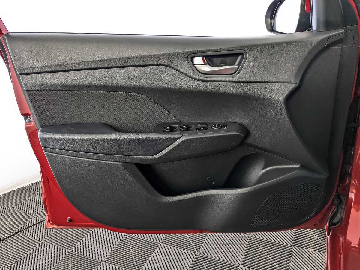 Купить Hyundai Solaris, 2021, 75 353 км.. Фото: #18