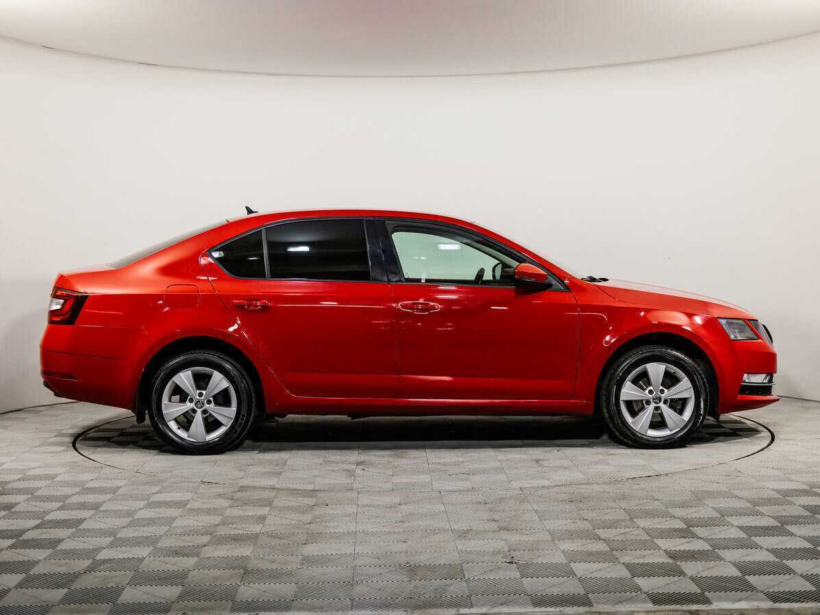 Купить Skoda Octavia, 2017, 124 734 км.. Фото: #2