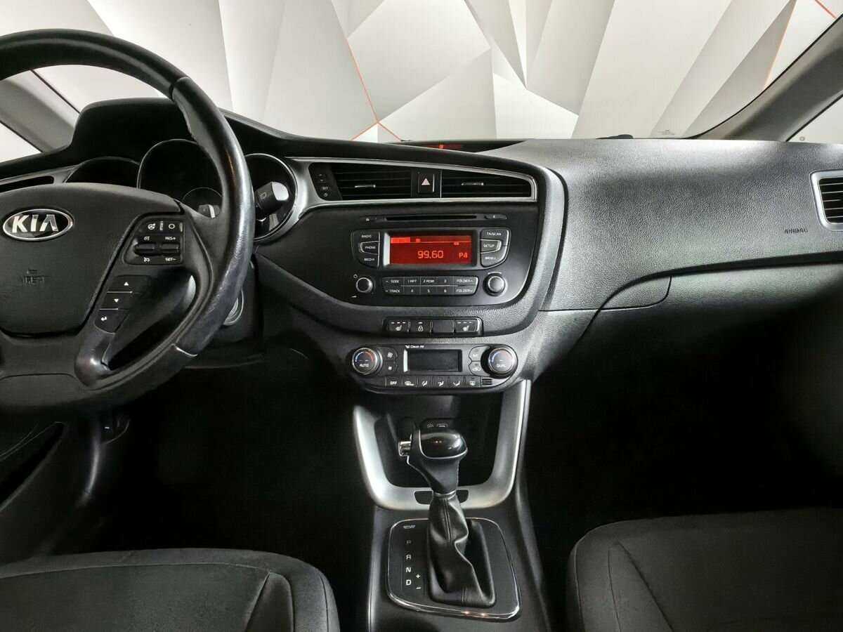 Купить Kia Ceed, 2017, 120 495 км.. Фото: #10