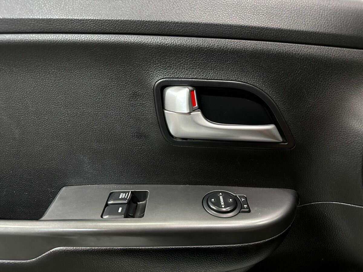 Купить Kia Rio, 2017, 233 404 км.. Фото: #14