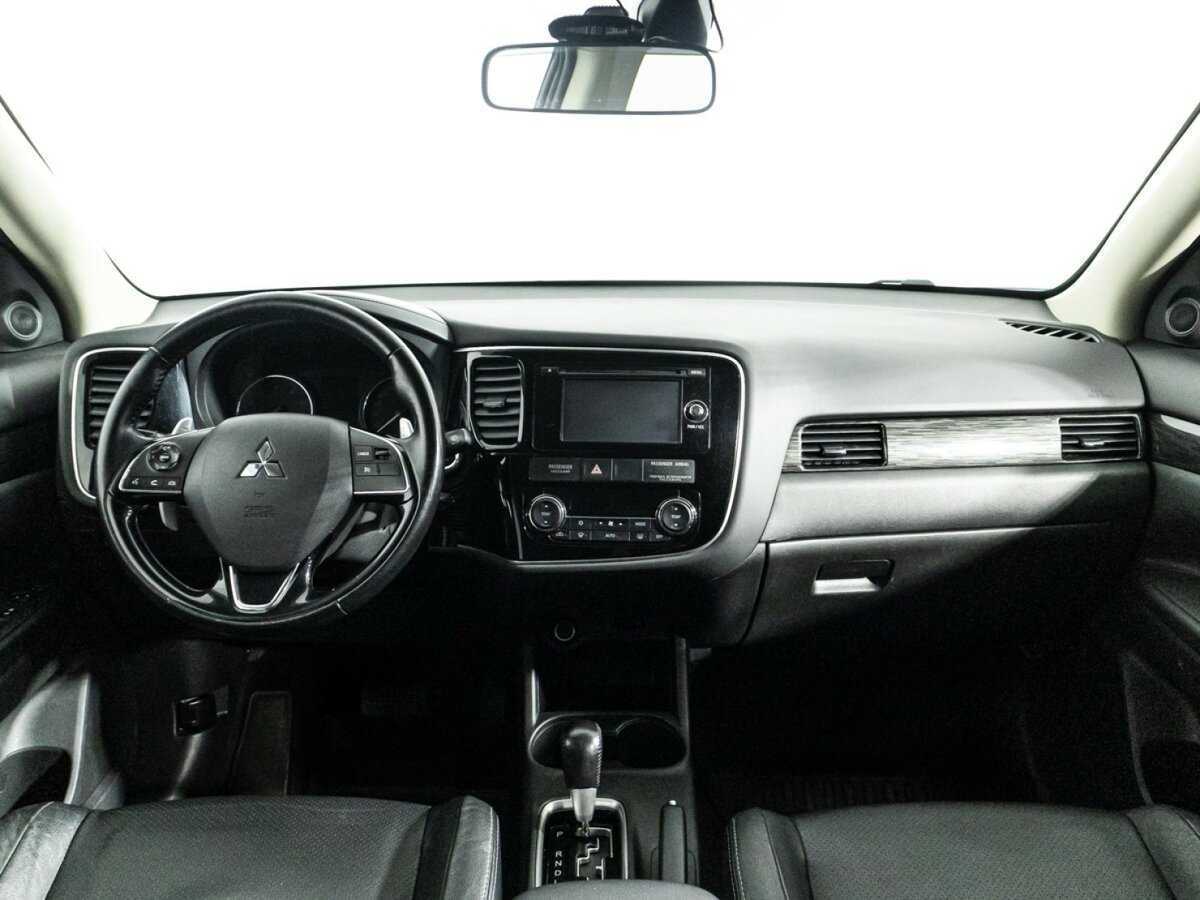 Купить Mitsubishi Outlander, 2015, 98 833 км.. Фото: #12
