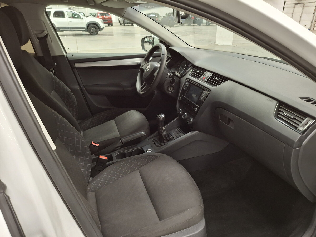 Купить Skoda Octavia, 2018, 227 203 км.. Фото: #10