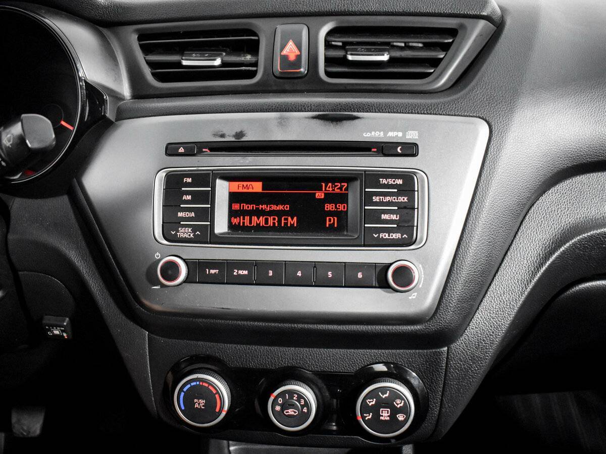 Купить Kia Rio, 2016, 387 380 км.. Фото: #13